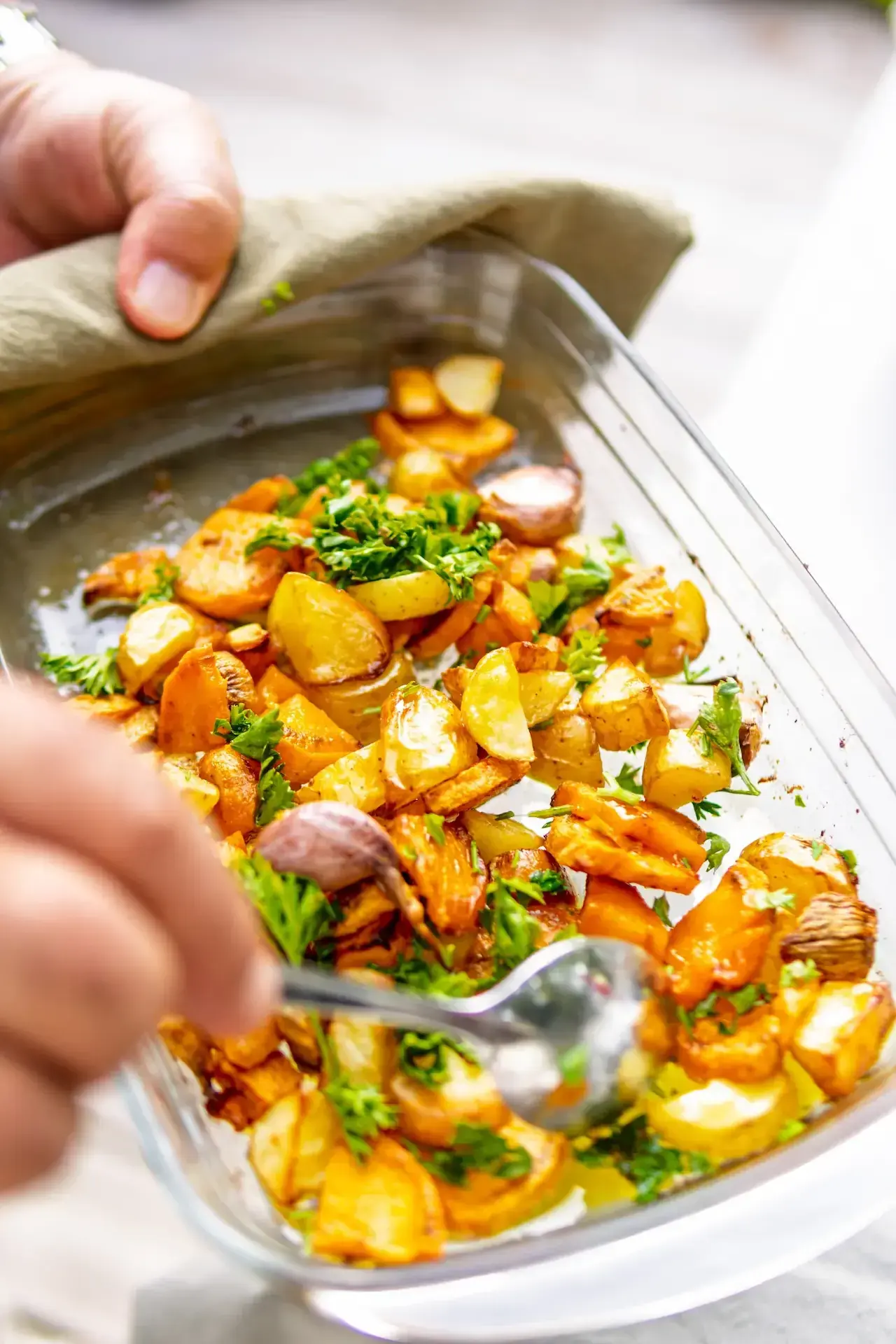 On the plate, seasonal and regional cuisine