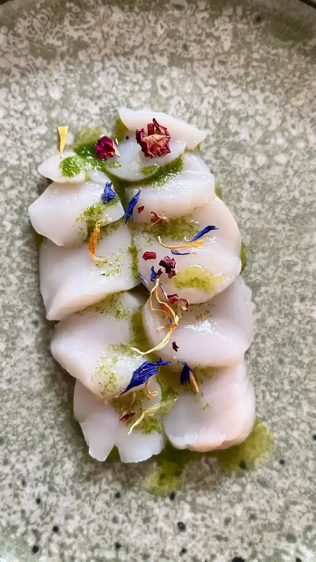 On the plate, seasonal and regional cuisine